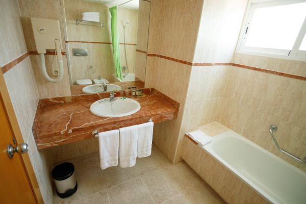 Hotel Tres Anclas (Gandia)